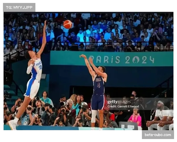 马刺三分出手占比大幅提升 空间革命摆脱进攻滞涩困境