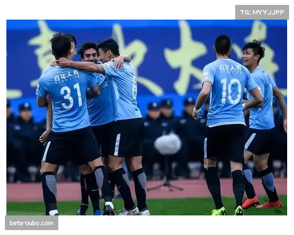 大连英博务实引援十人 斯坦丘从中场核心提升组织效率